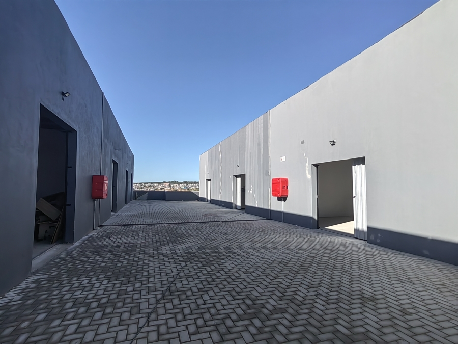To Let commercial Property for Rent in Aalwyndal Western Cape